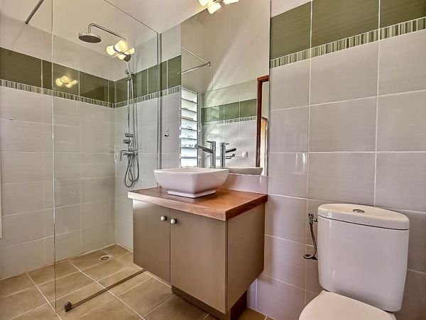 Guadeloupe Home 966135