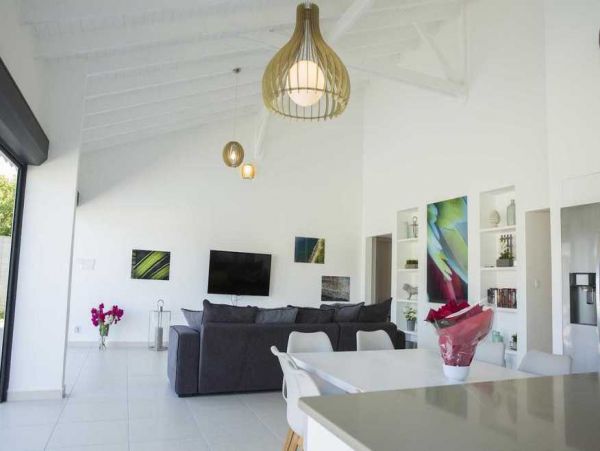 Guadeloupe Home 966136