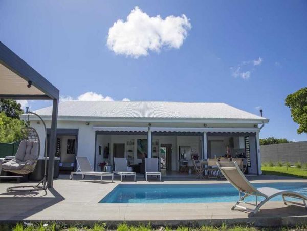 Guadeloupe Home 966136