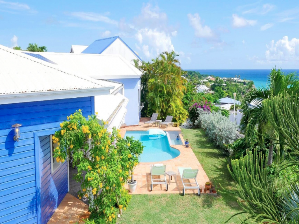 Four Bedroom Vacation Home with Ocean View and a Great Pool in Guadeloupe