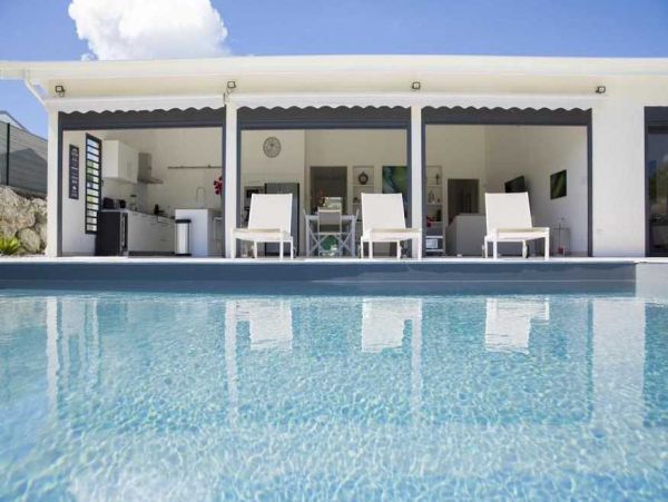 Guadeloupe Home 966139