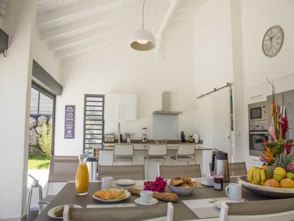 Guadeloupe Home 966139