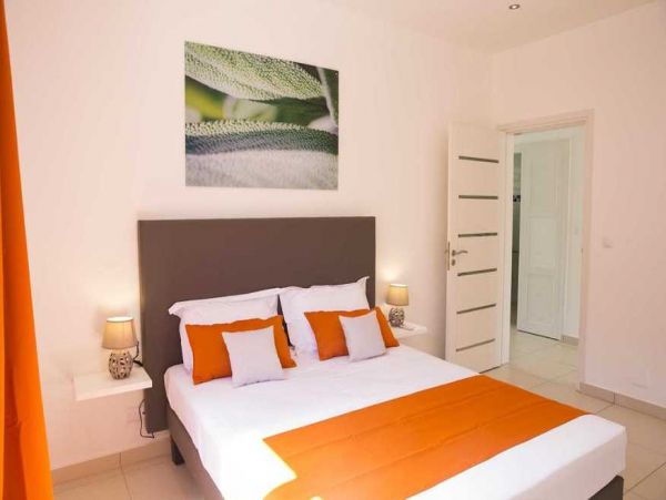 Guadeloupe Home 966139