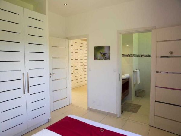 Guadeloupe Home 966139