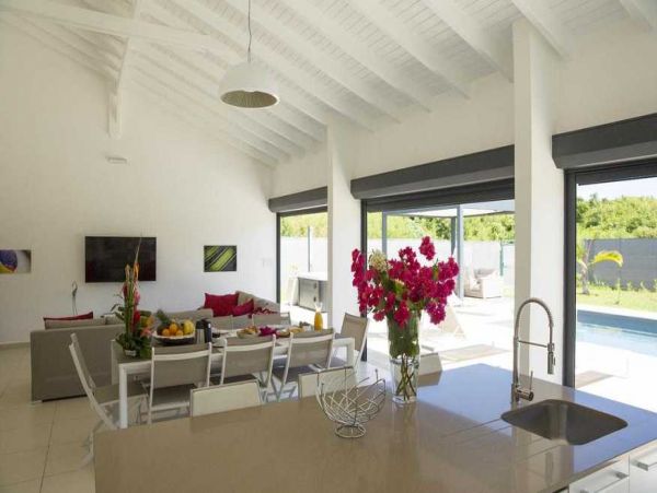 Guadeloupe Home 966139