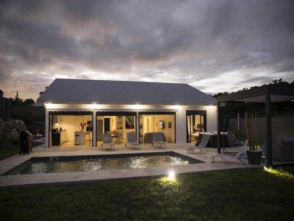 Guadeloupe Home 966139