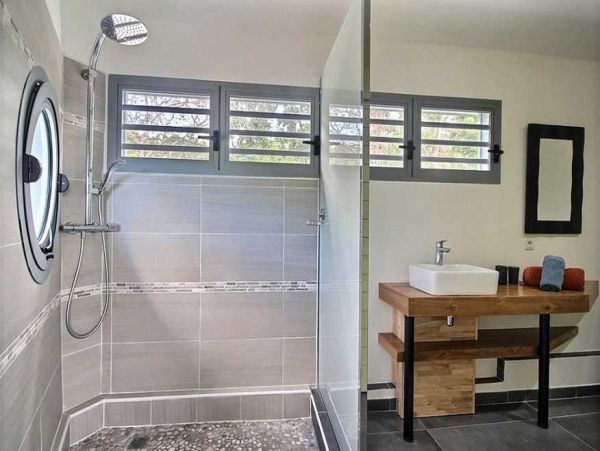 Guadeloupe Home 966140
