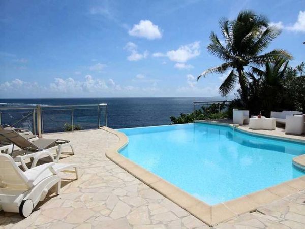 Guadeloupe Home 966141