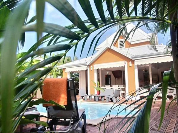 Guadeloupe Home 966143