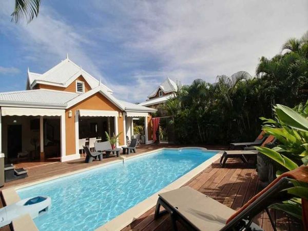 Guadeloupe Home 966143