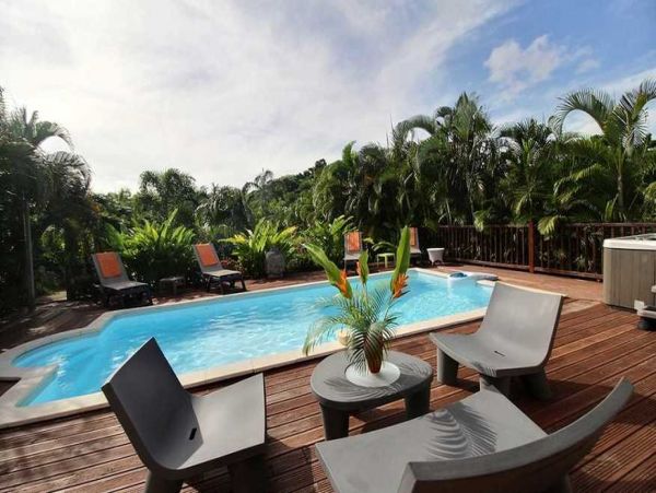 Guadeloupe Home 966143