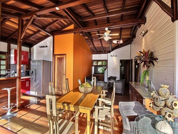 Guadeloupe Home 966144