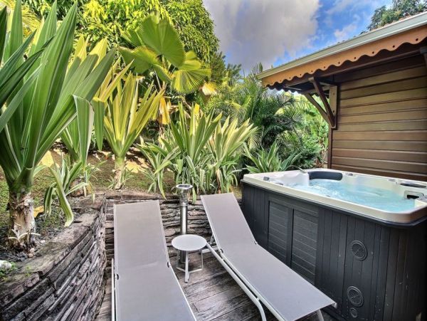 Guadeloupe Home 966144