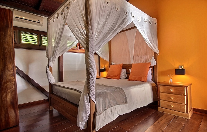 Guadeloupe Home 966144