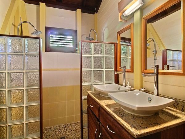 Guadeloupe Home 966144