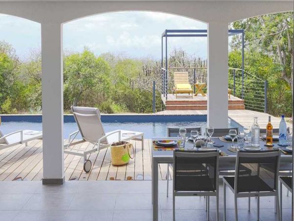 Guadeloupe Home 966145