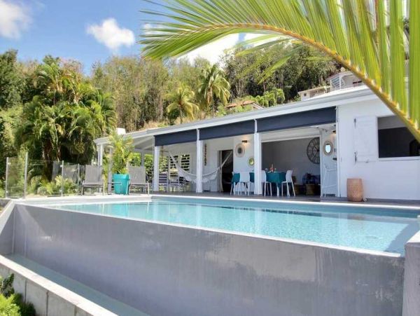 Guadeloupe Home 966146