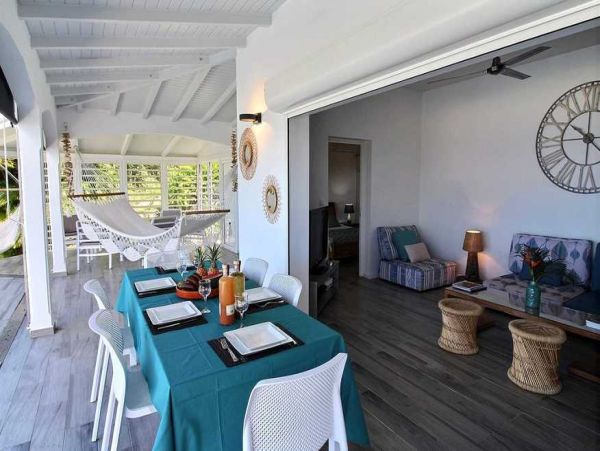 Guadeloupe Home 966146