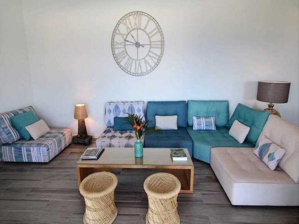 Guadeloupe Home 966146