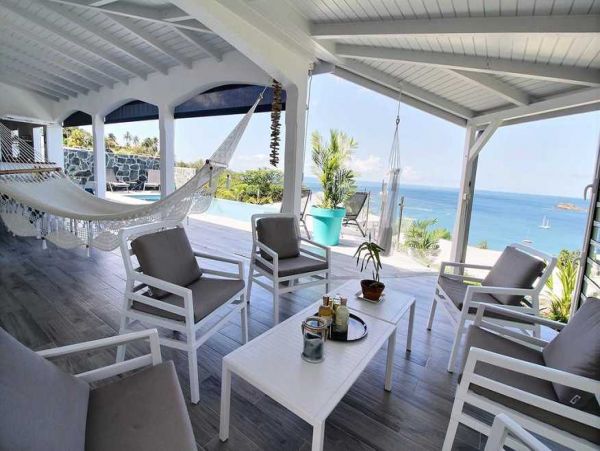 Guadeloupe Home 966146