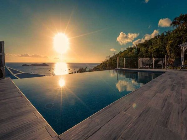 Guadeloupe Home 966146