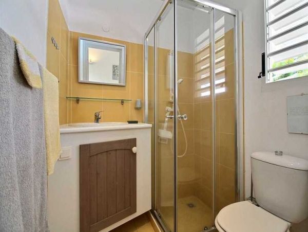 Guadeloupe Home 966147