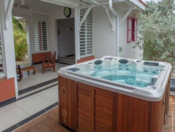 Guadeloupe Home 966148