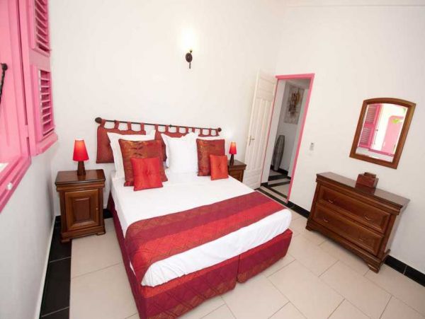 Guadeloupe Home 966148