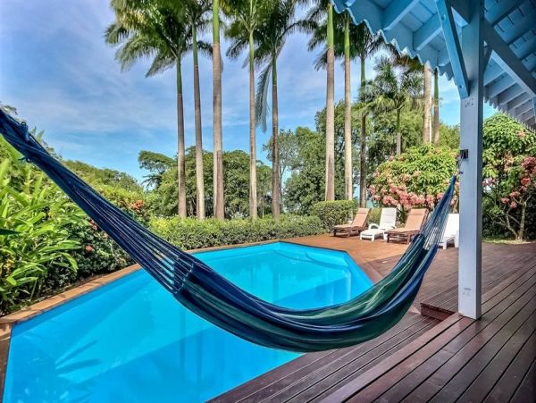 Guadeloupe Home 966149