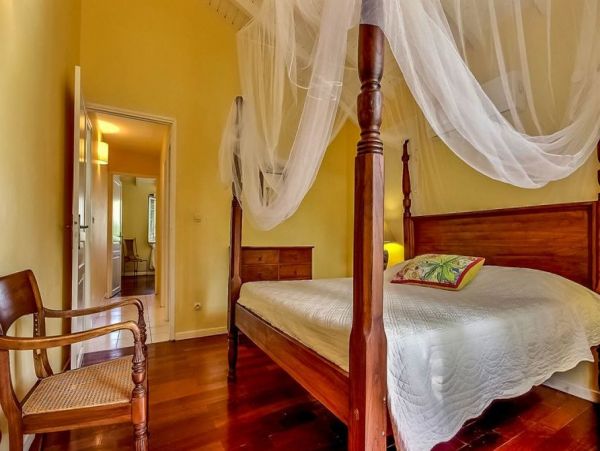 Guadeloupe Home 966149