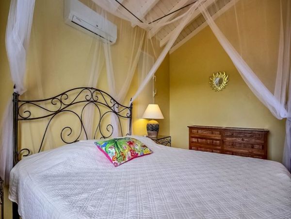 Guadeloupe Home 966149