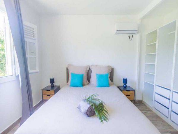 Guadeloupe Home 966150
