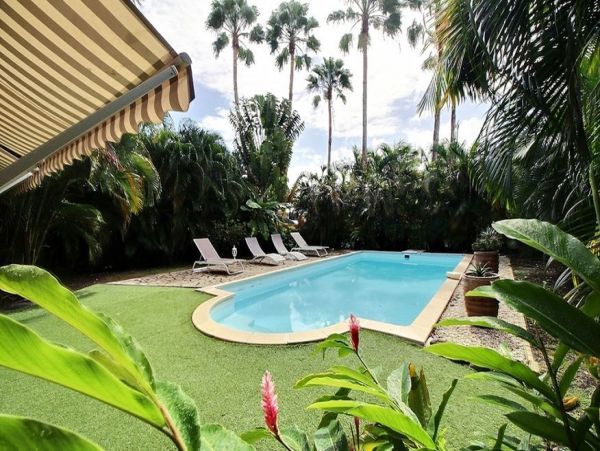 Guadeloupe Home 966151