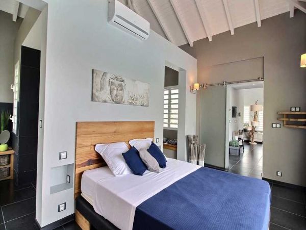 Guadeloupe Home 966152
