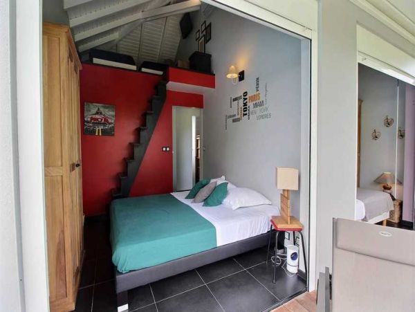 Guadeloupe Home 966152
