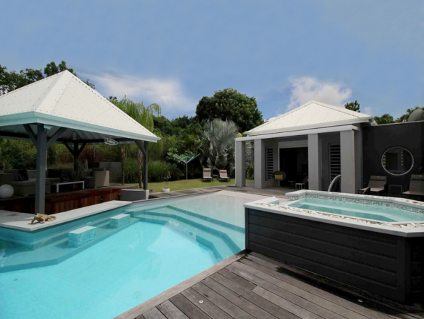 Guadeloupe Home 966152