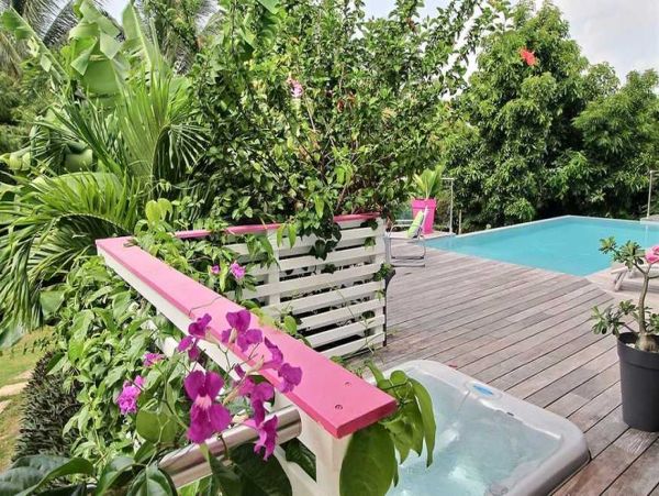Guadeloupe Home 966153