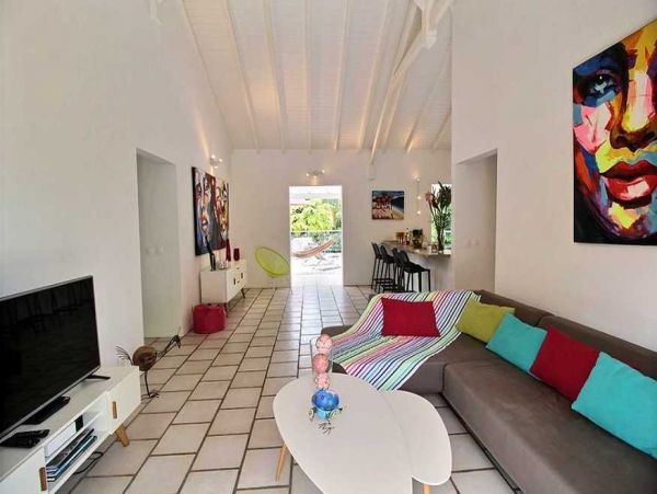 Guadeloupe Home 966153