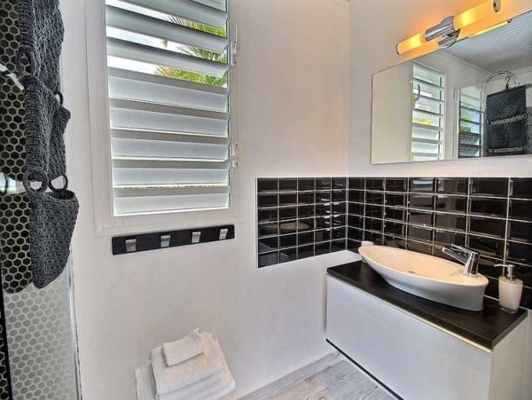 Guadeloupe Home 966153