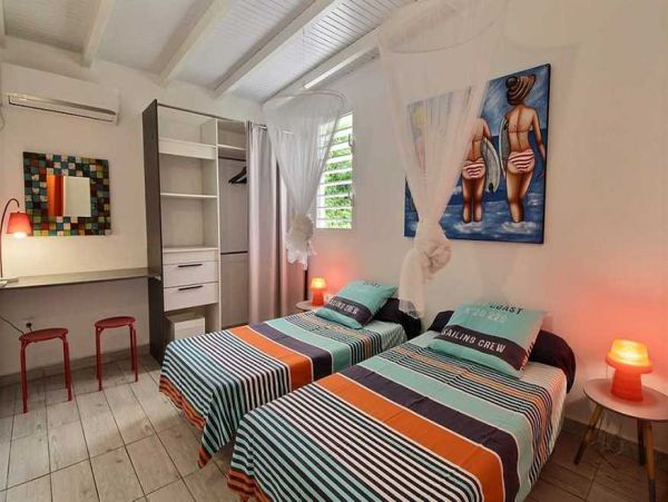 Guadeloupe Home 966153