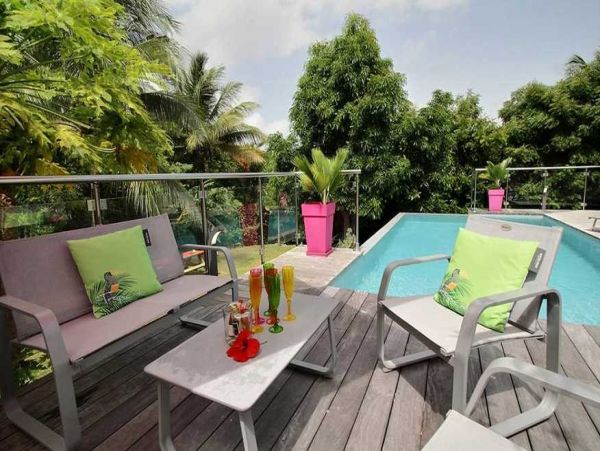 Guadeloupe Home 966153