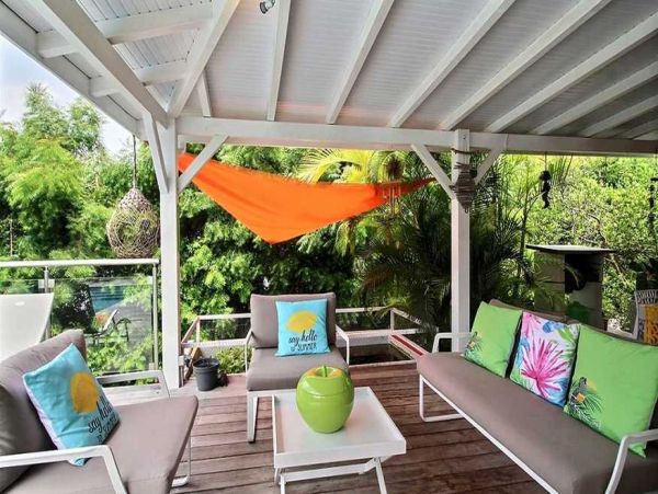 Guadeloupe Home 966153