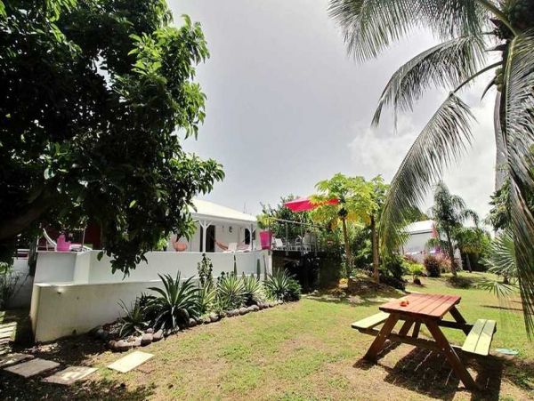 Guadeloupe Home 966153