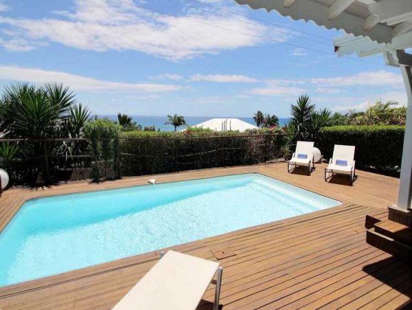 Guadeloupe Home 966155