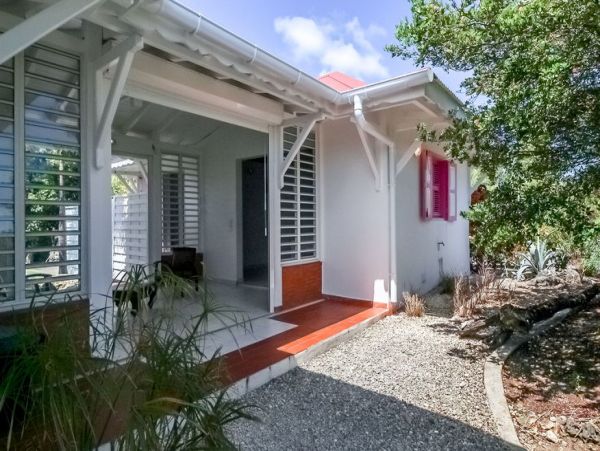 Guadeloupe Home 966156