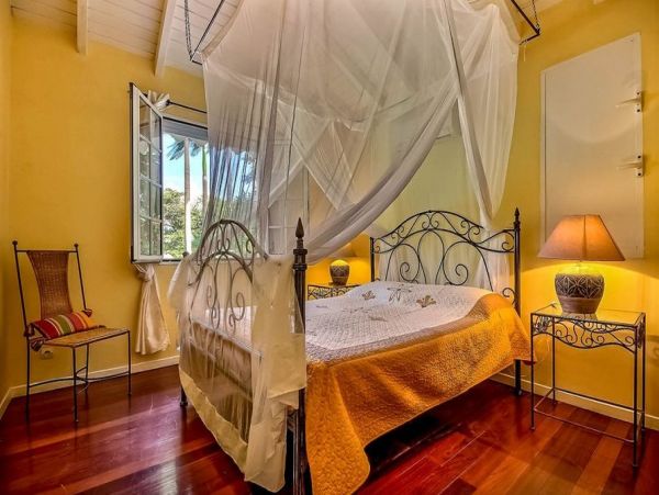 Guadeloupe Home 966157
