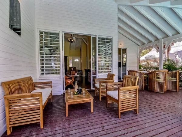 Guadeloupe Home 966157
