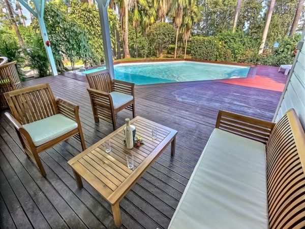 Guadeloupe Home 966157