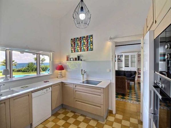 Guadeloupe Home 966159