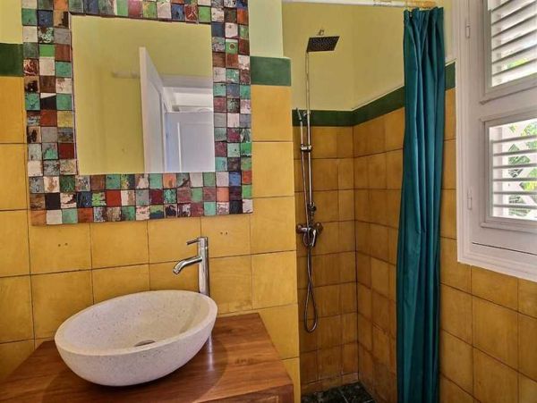 Guadeloupe Home 966159